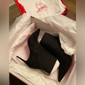Never worn - Christin Louboutin Booties - Black - women’s size 8 / 38